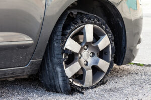 Tire Blowout Accident Attorney in Elmhurst, NY | Call (631) 465-9797