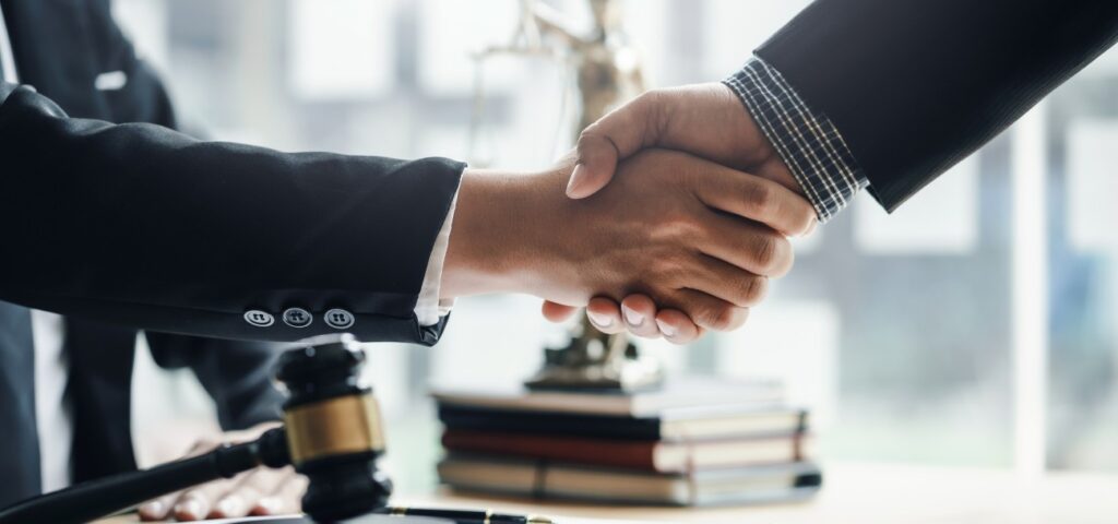 How Can I Afford Personal Injury Attorney in New York? - Call (631) 465-9797